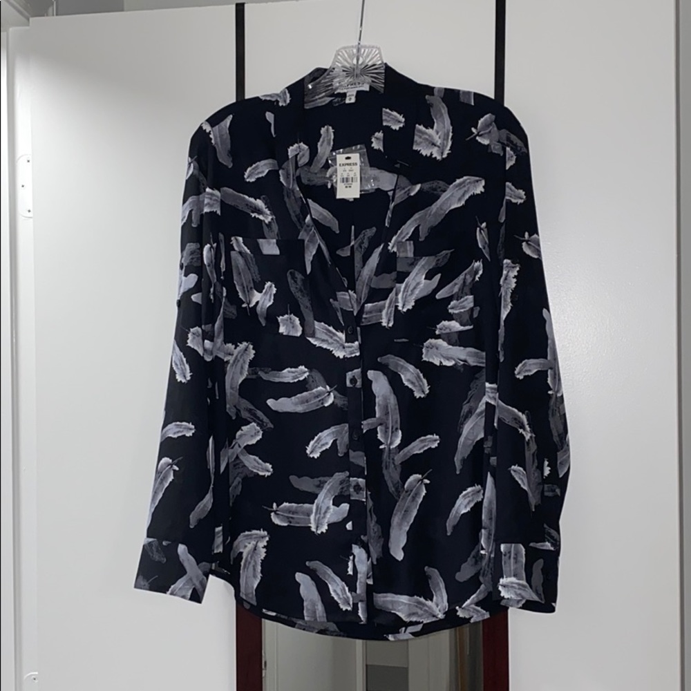 Express Portofino shirt size medium